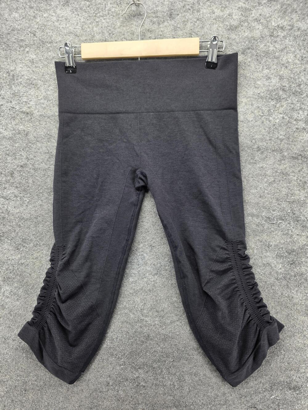 Lululemon Leggings Womens 4 Gray Capri Yoga Elastic Waist 27 Waist 19 Inseam